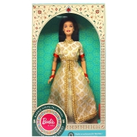 Barbie-in-India-New-Visits-Taj-Mahal.jpg
